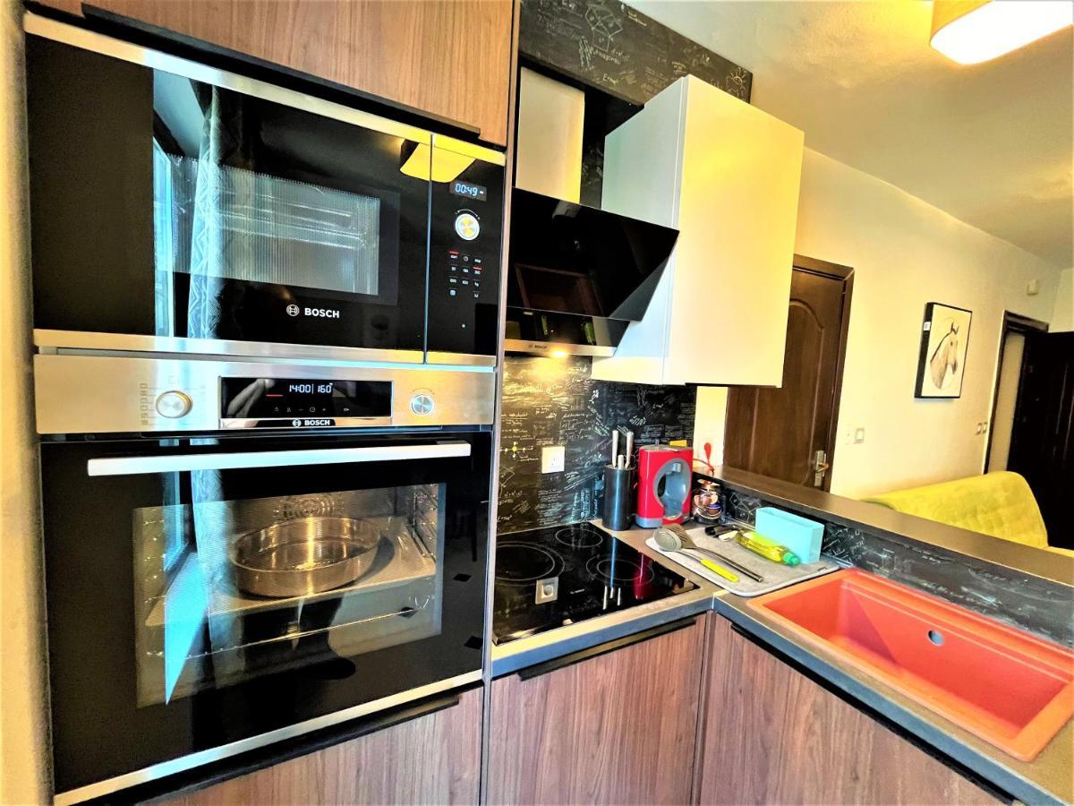 Botabara 312 Self Catering Beach Apartment Pomorie Kültér fotó
