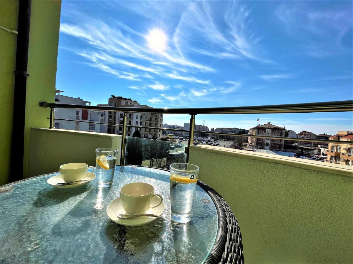 Botabara 312 Self Catering Beach Apartment Pomorie Kültér fotó