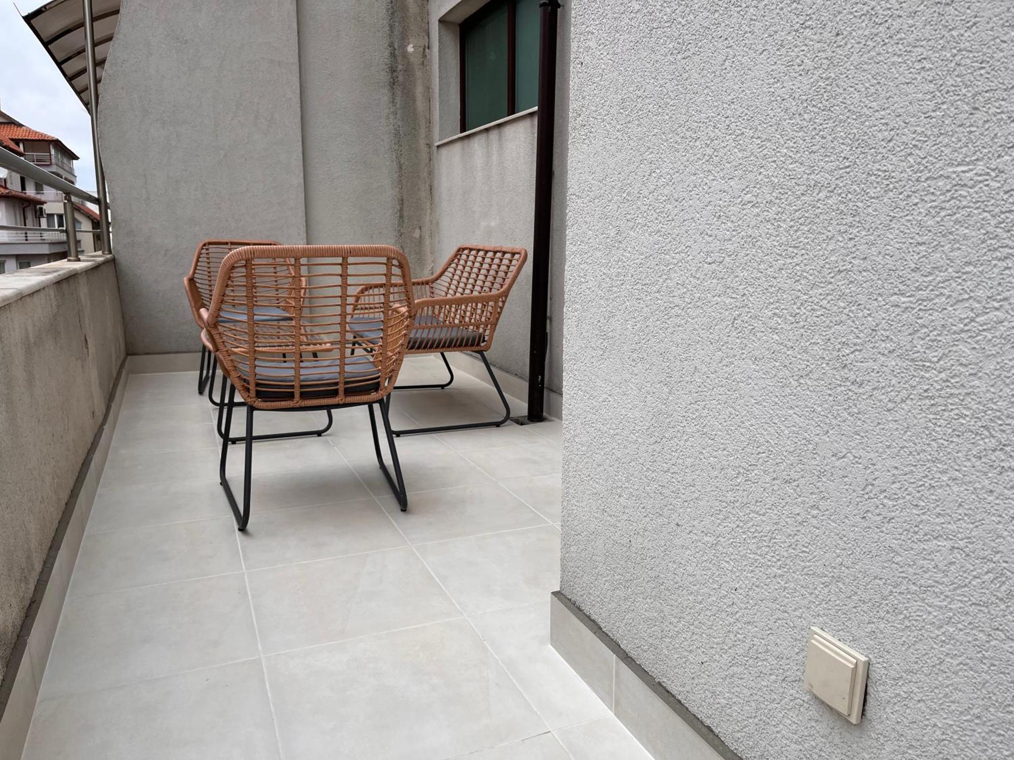 Botabara 312 Self Catering Beach Apartment Pomorie Kültér fotó