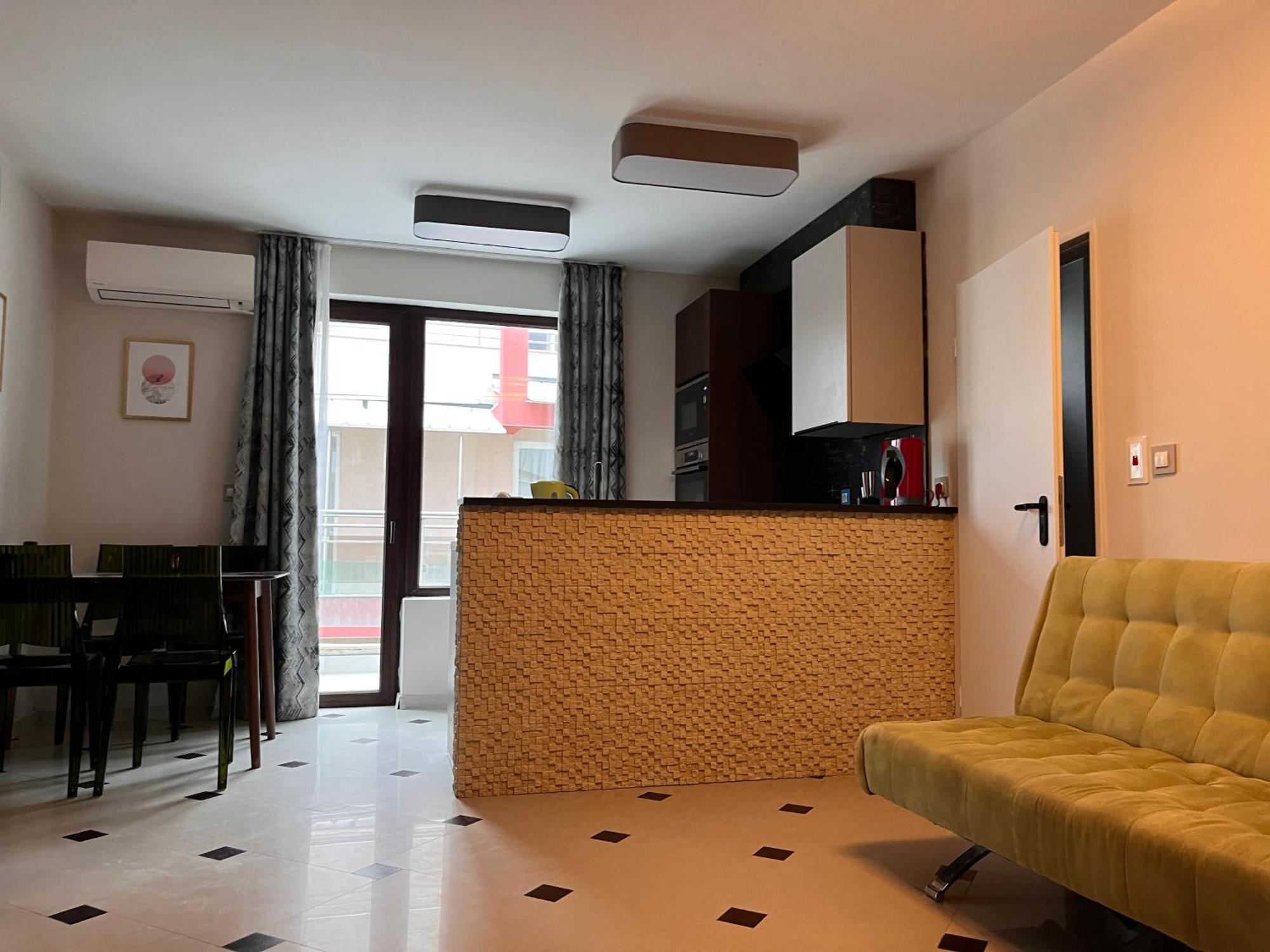 Botabara 312 Self Catering Beach Apartment Pomorie Kültér fotó