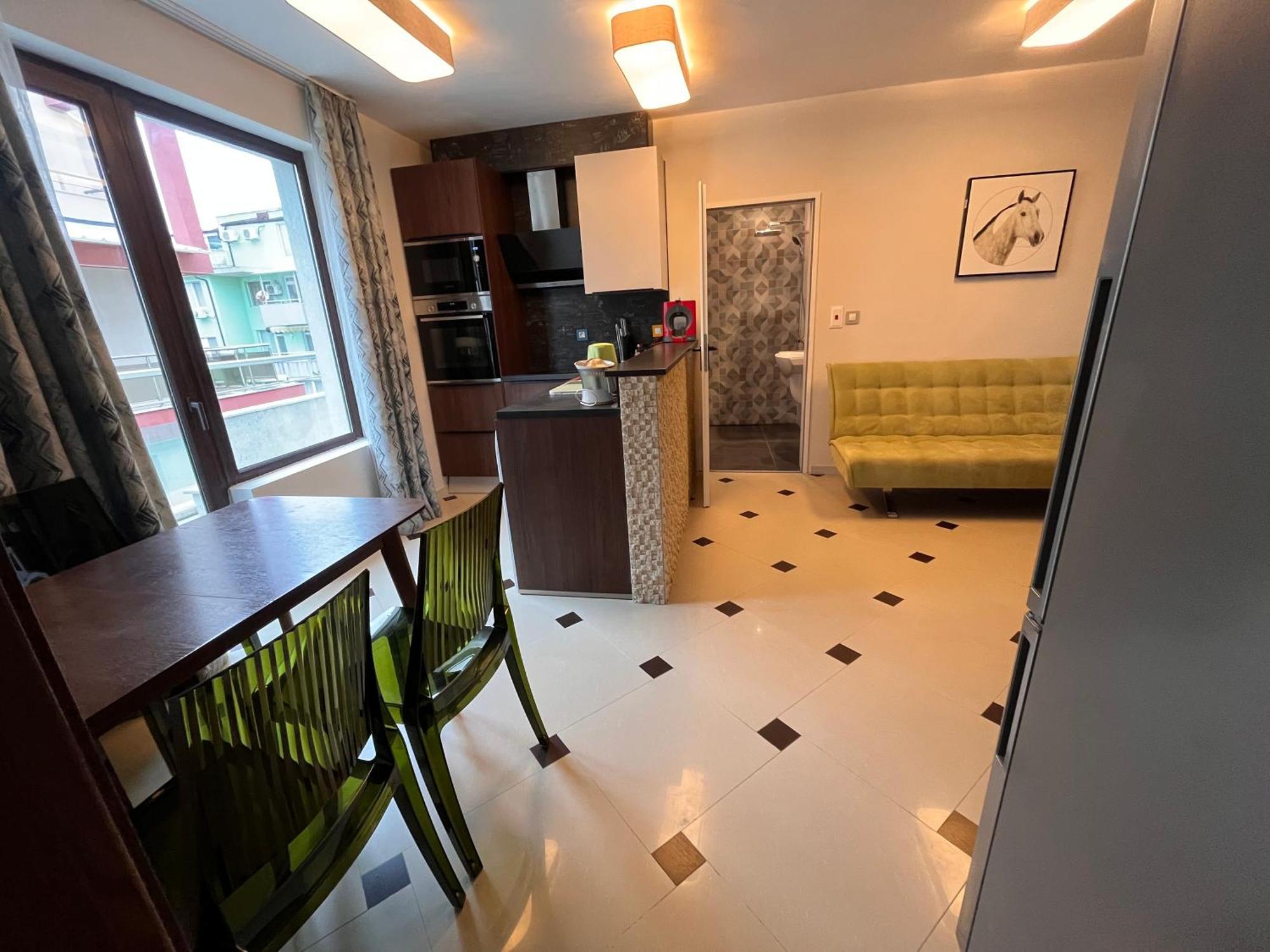 Botabara 312 Self Catering Beach Apartment Pomorie Kültér fotó